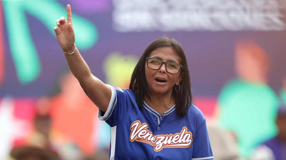 L'opposizione in Venezuela critica l'aumento del salario minimo, 'misura opaca'