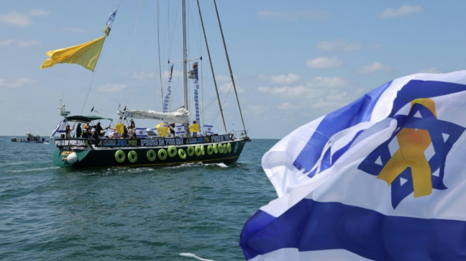 Israël: une flottille au large de Gaza pour demander la libération des otages