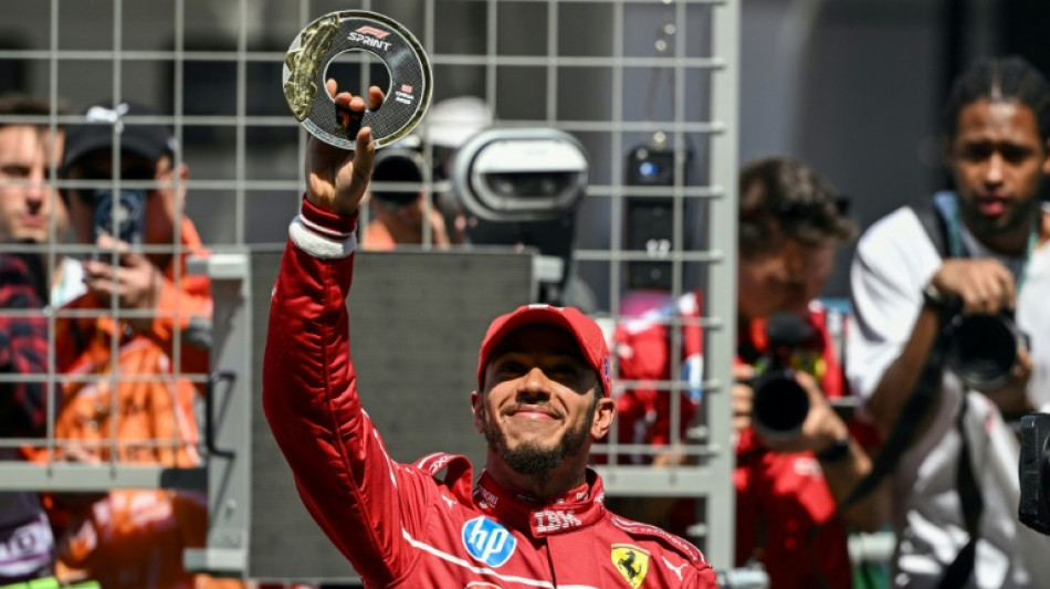 'Tenho fé absoluta na equipe', diz Hamilton sobre a Ferrari