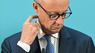 Merz besucht H&uuml;rtgenwald