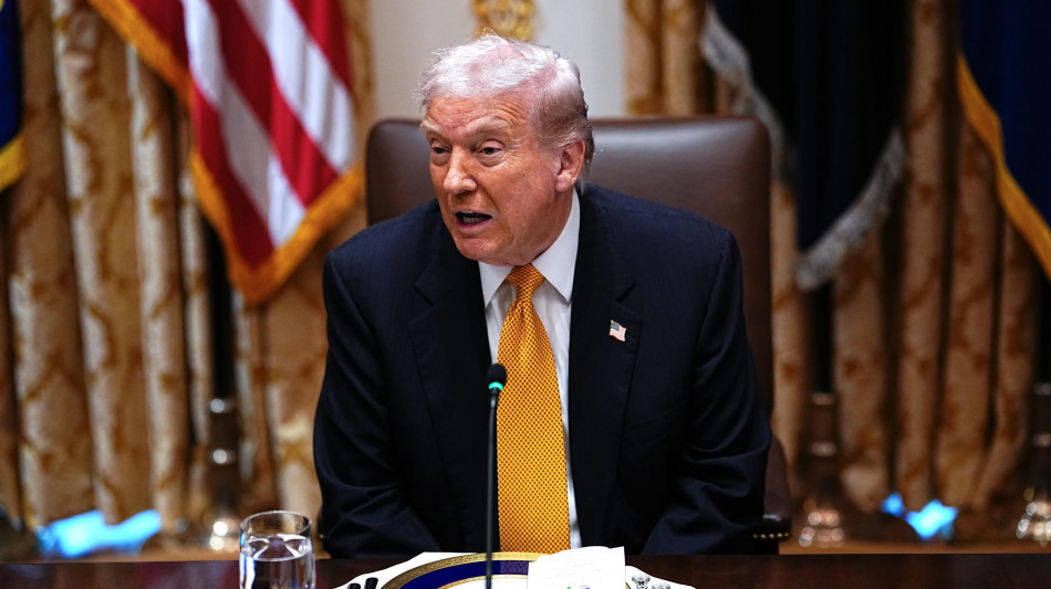 Trump attacca i vertici della Bbc, 'giornalisti corrotti'