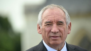 Accord UE/USA : Bayrou regrette "un jour sombre", la classe politique dénonce "une défaite"