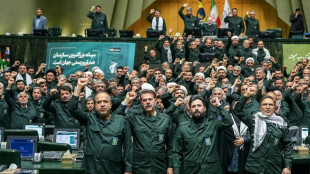 Ir&atilde; compara protestos a 'golpe' e faz alerta contra guerra regional