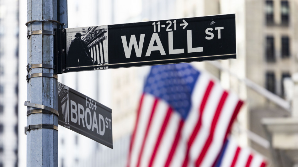Wall Street peggiora, Dj -4,06%, Nasdaq -5,79%