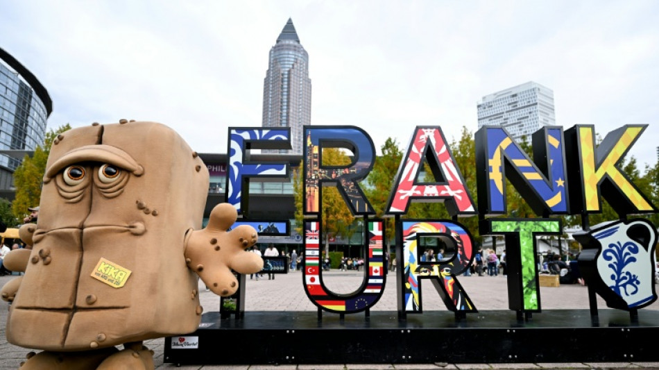 Nach Farbattacke auf Bernd das Brot: Figur in Erfurt wieder glanzlos und braun