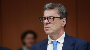 Giorgetti, 'la stabilit&agrave; &egrave; cruciale perch&eacute; il risparmio diventi investimento'
