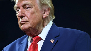 Trump diz que Ir&atilde; deve escolher entre 'acordo' ou 'rendi&ccedil;&atilde;o total'