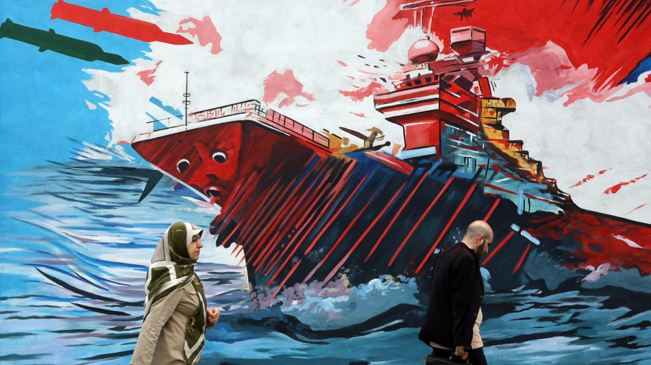 Axios, Iran ha disseminato altre mine nello Stretto di Hormuz in settimana