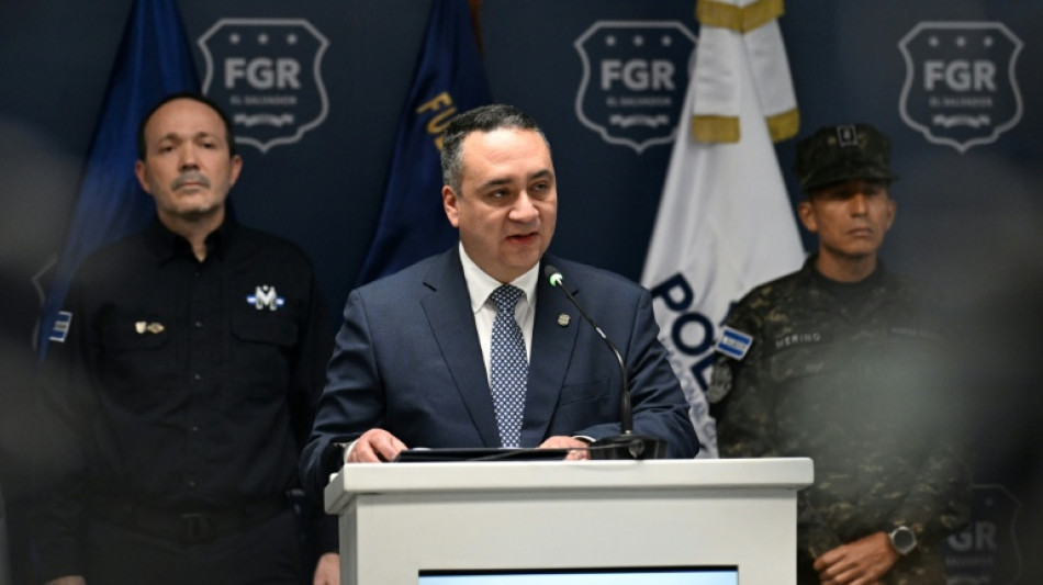 El fiscal de El Salvador prevé 600 juicios colectivos para presuntos pandilleros