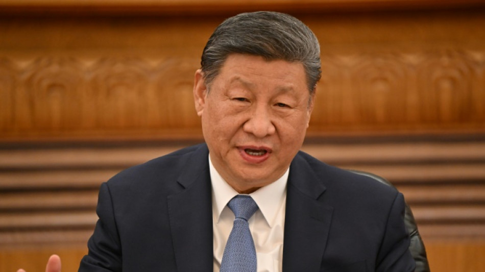 Xi à Hanoï, appelle le Vietnam à s'opposer avec la Chine à "l'intimidation"