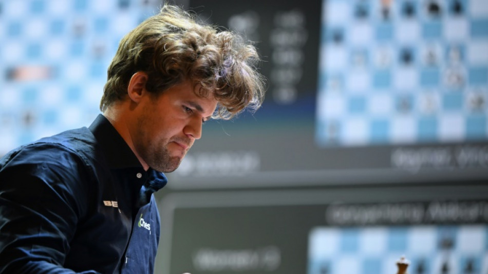 Unentschieden zwischen Schach-Star Carlsen und 143.000 Amateurspielern