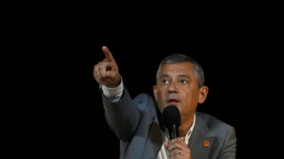 Weitere Gerichtsverhandlung gegen CHP in der Türkei: Parteichef droht Absetzung