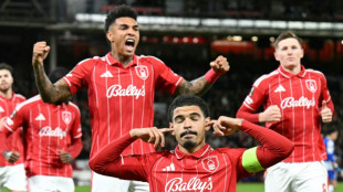 Aston Villa e Porto perdem a 1&ordf; na Liga Europa; Roma se complica