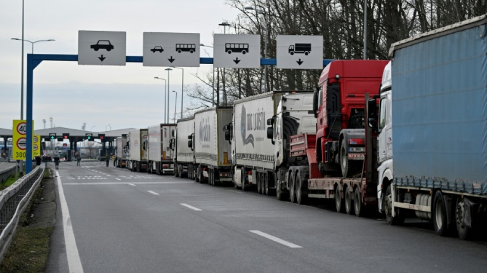 Lkw-Fahrer in Montenegro und Nordmazedonien beenden Blockade an EU-Au&szlig;engrenze