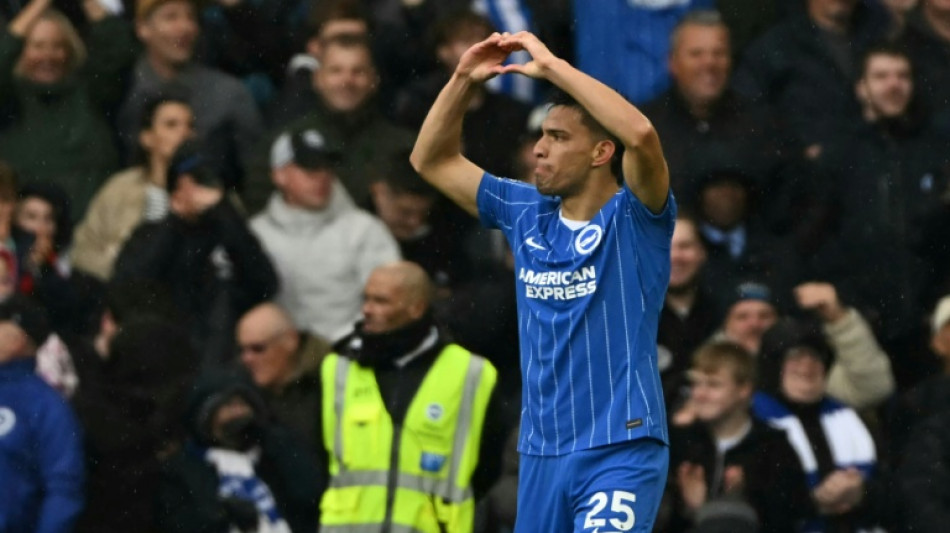 Hurzeler lauds 'hard worker' Gomez after Brighton goal from halfway line