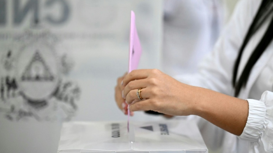 Présidentielle au Honduras: le candidat soutenu par Trump vire en tête