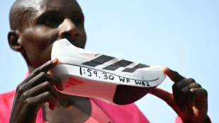 Las zapatillas, un elemento clave para el r&eacute;cord de marat&oacute;n de Sawe