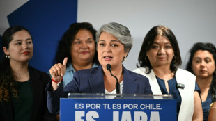 Kast arranca como favorito la carrera hacia el balotaje contra Jara en Chile