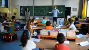 Stark-Watzinger: Corona-Tests an Schulen nur bei Symptomen