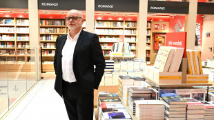 Mondadori presenta un'offerta per l'acquisizione della scolastica di Hoepli