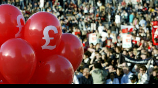 La pesada carga de la deuda estudiantil entre los j&oacute;venes brit&aacute;nicos