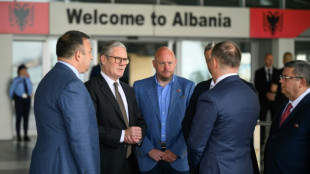 HRW insta a la UE y al Reino Unido a no tratar a los Balcanes como un "almacén de migrantes"