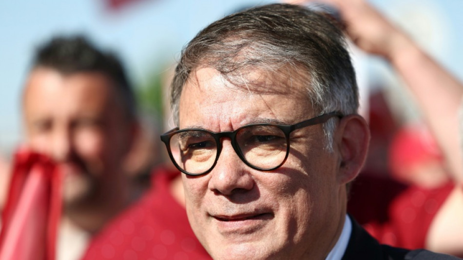 Olivier Faure, patron du PS insubmersible, mais contesté