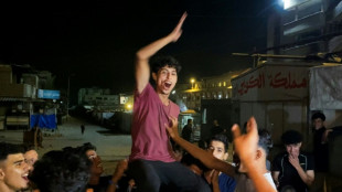 Gazatíes reaccionan eufóricos al anuncio de acuerdo para terminar la guerra