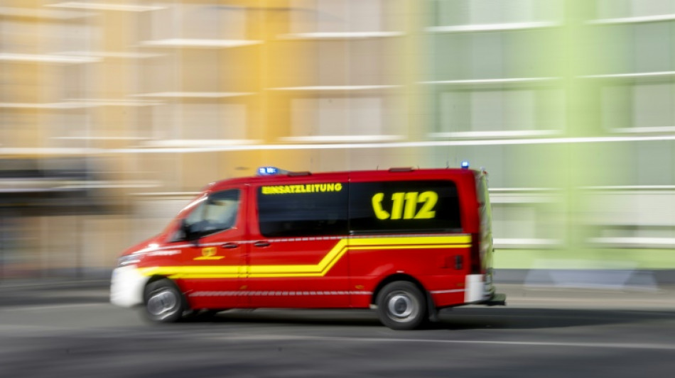 Auto rollt Hofeinfahrt runter: 87-Jähriger in Bayern tödlich verletzt