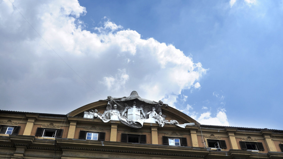 Italiani sempre più 'bot people',hanno 14,4% debito pubblico