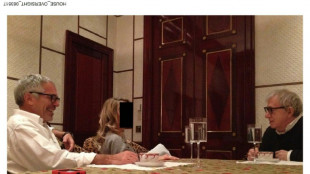 Des &eacute;lus am&eacute;ricains publient de nouvelles photos li&eacute;es &agrave; Jeffrey Epstein