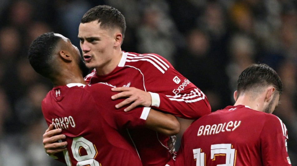 Liverpool goleia Eintracht Frankfurt (5-1) na Champions e interrompe série de derrotas