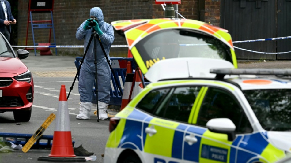 Dois judeus ficam feridos em ataque 'terrorista' com faca em Londres