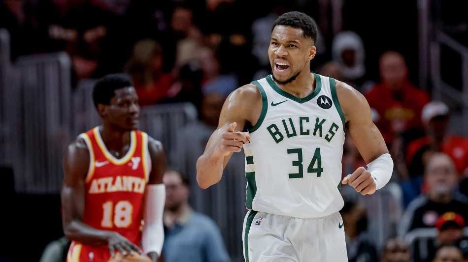 Nba: Antetokounmpo sulla sirena da' la vittoria a Milwaukee