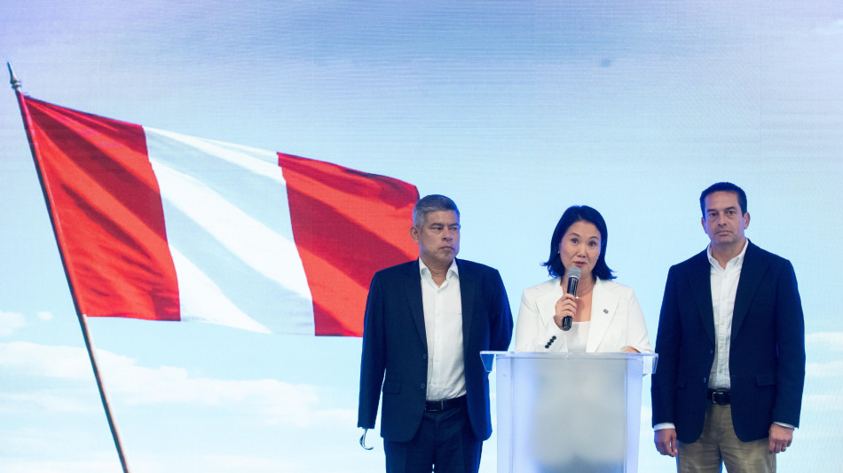 Per&ugrave;, con il 62% dei seggi scrutinati Fujimori consolida il primato con il 16,9%