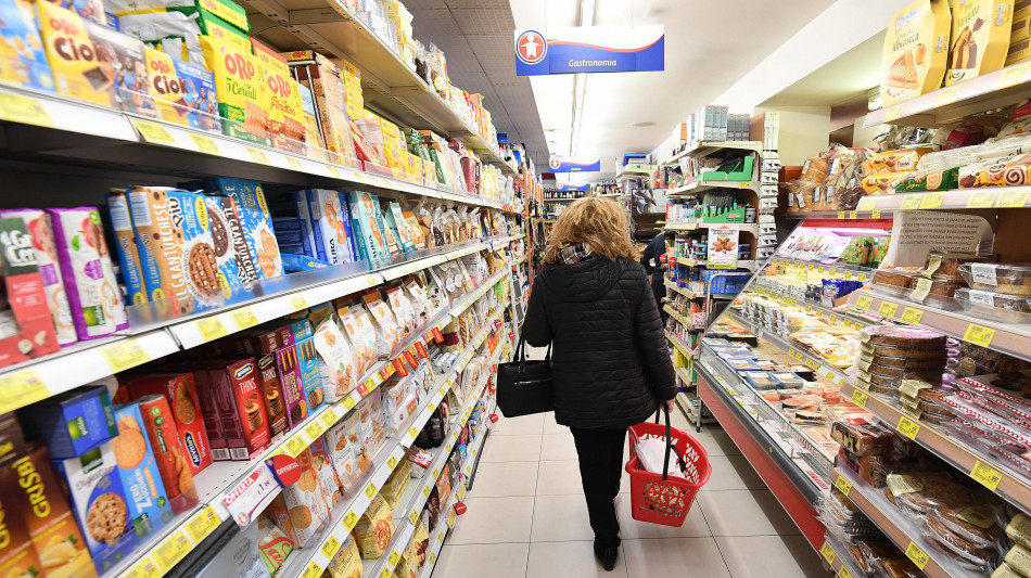 Bankitalia, con rialzo prezzi energia inflazione balza al 2,6% nel 2026