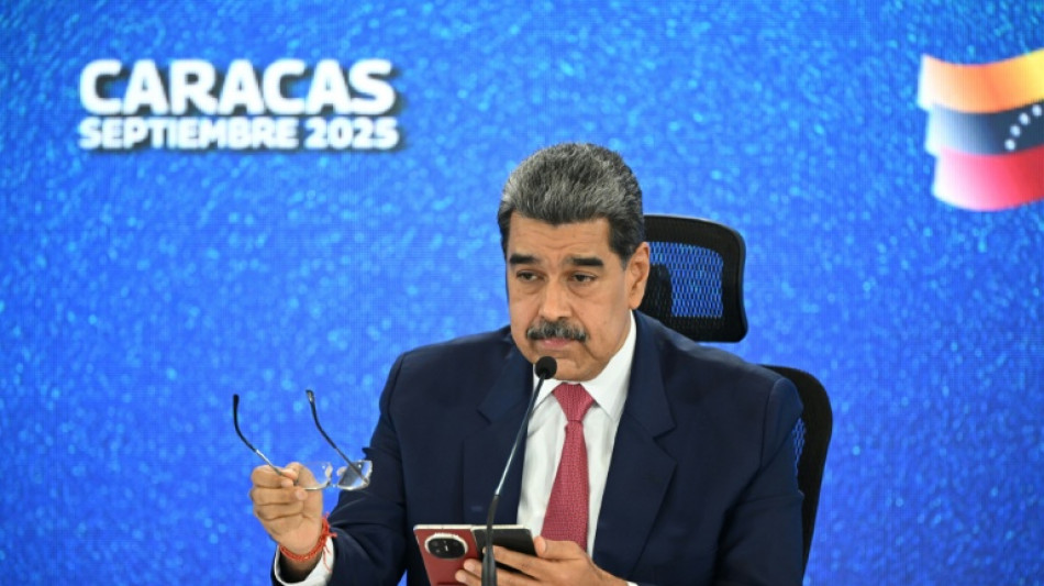 Maduro invita a Trump al diálogo en medio del despliegue de buques de EEUU en el Caribe