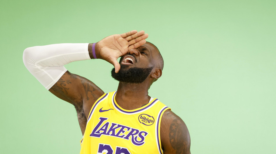 Nba: LeBron senza et&agrave; trascina i Lakers, Oklahoma vince sempre