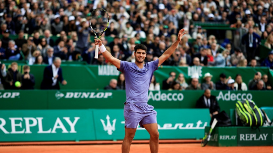 Alcaraz plans to play full clay-court season, get 'socks dirty'