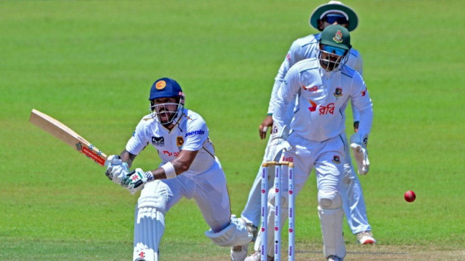 Kusal Mendis steers Sri Lanka to commanding lead over Bangladesh