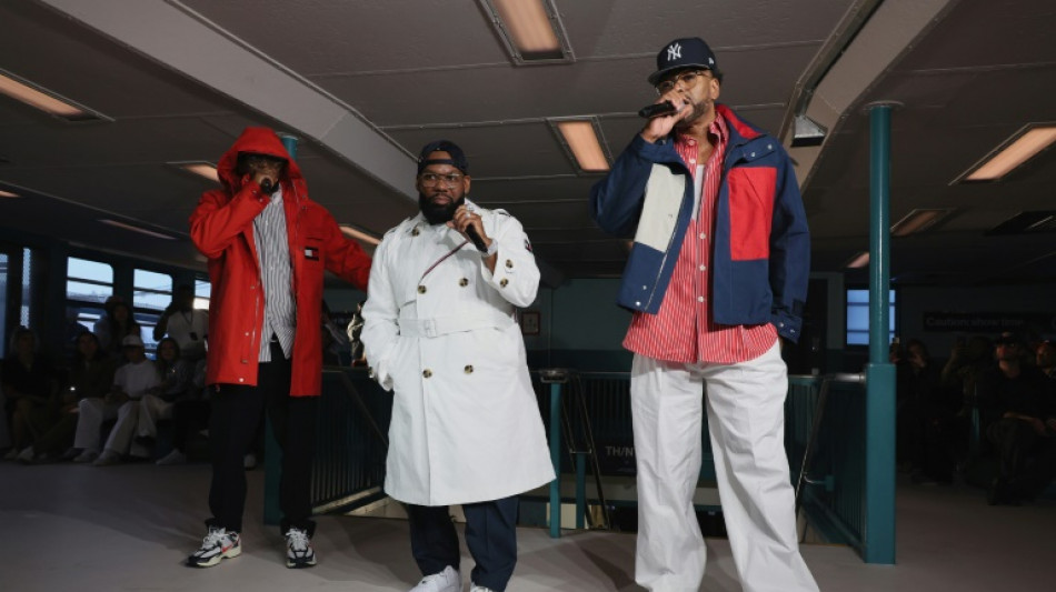 A New York, le Wu-Tang Clan monte à bord du défilé Tommy Hilfiger