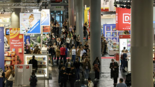 Editoras combatem proibições de livros nos Estados Unidos