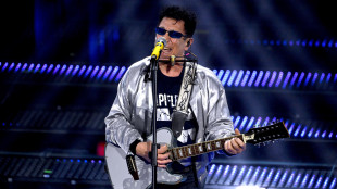 Edoardo Bennato, gli 80 anni del cantautore rock