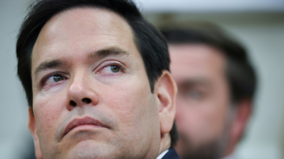 Ucrânia: Rubio tem reuniões em Paris; Zelensky pede 'pressão' contra Moscou