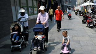 Chine: le gouvernement va verser des allocations aux parents pour stimuler la natalité