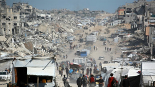 Israel lanza nuevo operativo en Gaza, y los rescatistas reportan otros 10 muertos