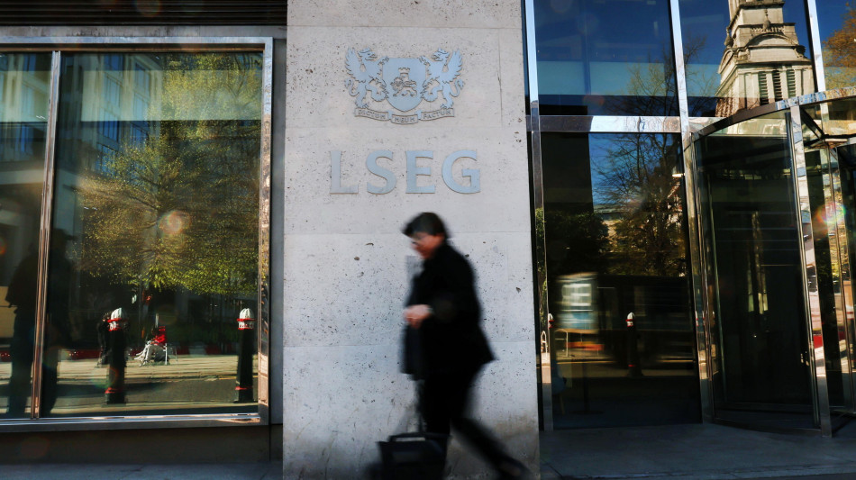 Borsa: l'Europa in rosso attende Wall Street, Milano -1,7%