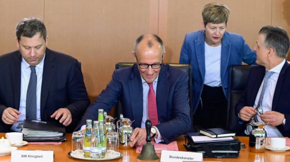 Bundeskabinett billigt Reform von Krankenversicherung - Projekt weiterhin umstritten