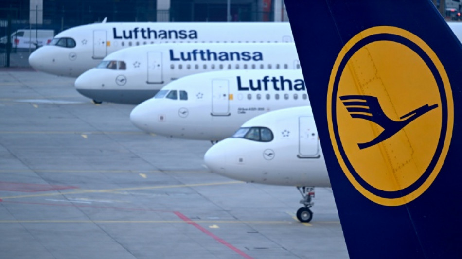 Lufthansa-Piloten stimmen für Streik - Konzern für weitere Verhandlungen