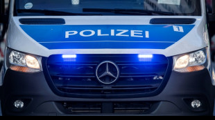 Unter Drogen stehende Zweij&auml;hrige f&uuml;hrt Ermittler auf Spur von Pillenversteck